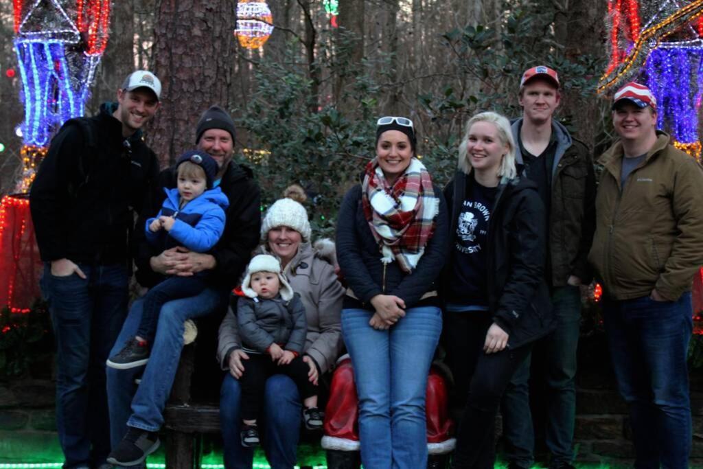 Rural Life On A Real Christmas Tree Farm! Hallmark Experience! Ozark Eksteriør billede